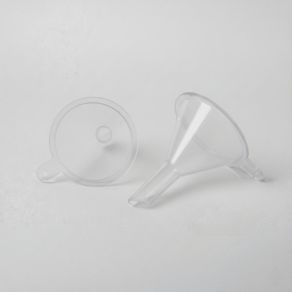 plasticni-levak-1